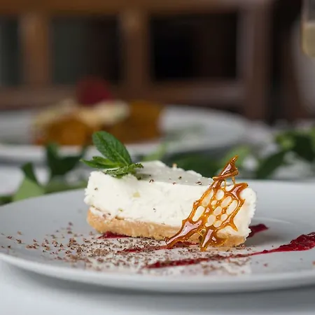 Rodinne Vinarstvi Skoupil 3* Velke Bilovice